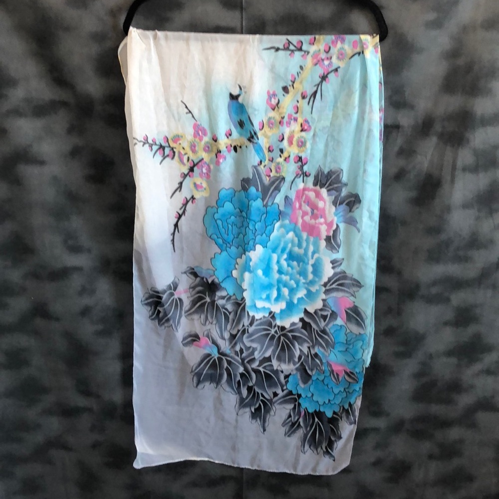Floral scarf with birds